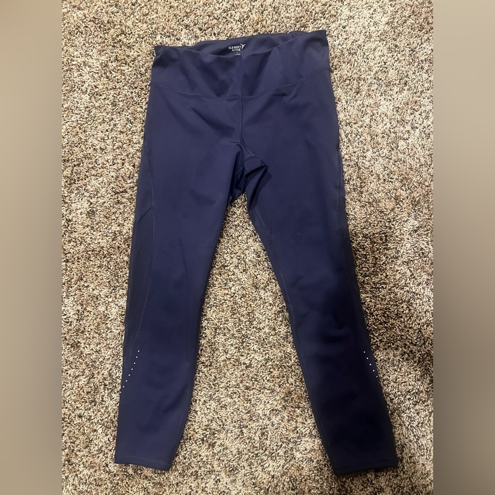 Navy Blue Cropped Leggings